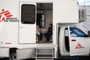 Mexico migrants displaced by violence flee to the USA