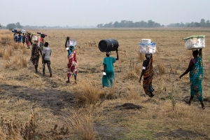 Outdoors support clinics, Thaker. Leer, South Sudan