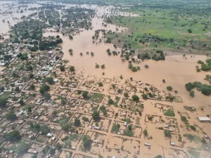 Vista aérea de las inundaciones masivas en Koukou, en el este de Chad.