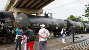 Las órdenes ejecutivas sobre migración de la nueva administración estadounidense dejan a cientos de miles de personas a lo largo del corredor migratorio latinoamericano en gran incertidumbre.