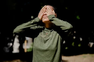 Martha*, migrante en Líbano, en un refugio etíope en Beirut. Líbano, febrero de 2025.