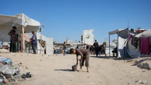 Familias palestinas desplazadas en la ciudad de Gaza. 4 de septiembre de 2025