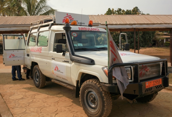 Camerún ambulancia MSF