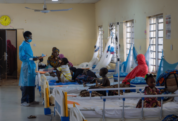 MSF dirige un proyecto de atención a la difteria en Kano, Nigeria
