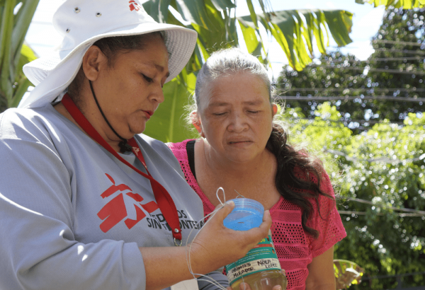 Médicos Sin Fronteras y la comunidad, un equipo contra el dengue en Honduras