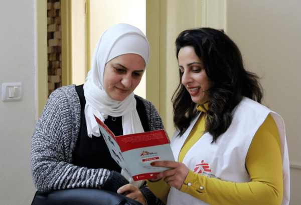 Mujeres en primera línea: desafiar las consecuencias de los conflictos para cuidarse las unas a las otras