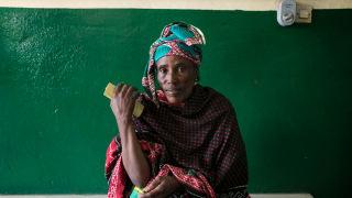 Treating HIV and AIDS in Conakry