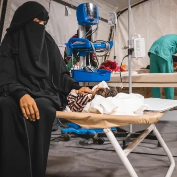 Repondemos ante el aumento de casos de diarrea acuosa, en Yemen.