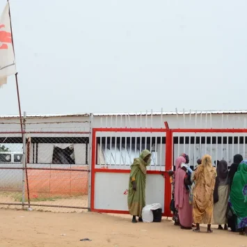 Vista del área de urgencias de la clínica de MSF en el campamento de Zamzam, en Darfur Norte, Sudán.
