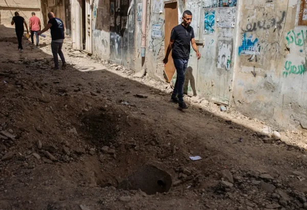Muchas casas del campo de refugiados de Jenin están marcadas por agujeros de bala. Los residentes hablan de ocupaciones recurrentes de casas por parte de soldados israelíes. © Alexandre Marcou/MSF