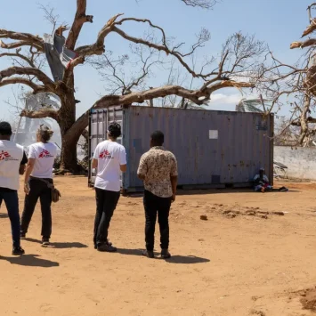 El equipo de MSF visitó el centro de salud de la ciudad de Mecufi, en el norte de Mozambique, para evaluar las necesidades médicas en la zona tras el devastador impacto del ciclón 'Chido'.