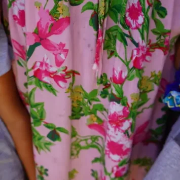 Natasha (seudónimo), de Honduras, está atrapada en un refugio en Tapachula, estado de Chiapas, en el sur de México. Ella escapó de la violencia en su país con sus hijos y no quiere exponerse a los riesgos de continuar el peligroso viaje migratorio a través de México.