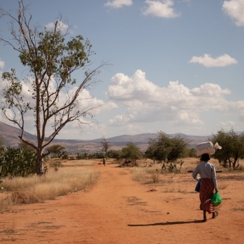 Mobile clinic in Ranobe