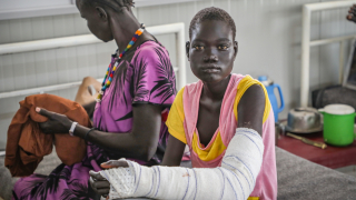 Aguek Deng, a snakebite patient in the post-op ward