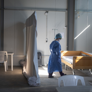 Lesbos, COVID-19 center