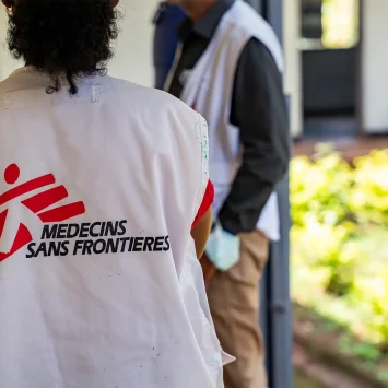 Un equipo de MSF visita el Centro de Salud de Jemu.