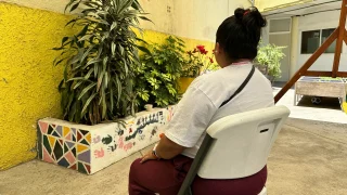 Una paciente del Centro de Atención Integral de la Ciudad de México fue dada de alta tras completar su tratamiento. Es sobreviviente de violencia sexual en la ruta migratoria tras huir de la violencia en su país de origen. Hoy ha recuperado su funcionalidad y continúa luchando por una vida mejor.