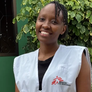Retrato de Jackline John, intérprete médica de MSF en Liwale.