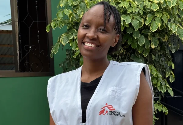 Retrato de Jackline John, intérprete médica de MSF en Liwale.