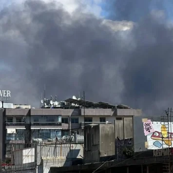 Humo que se eleva tras los ataques en Beirut. Varios ataques aéreos comenzaron en todo el Líbano menos de 10 horas después del anuncio de un alto al fuego regional. Líbano, 8 de abril de 2026.